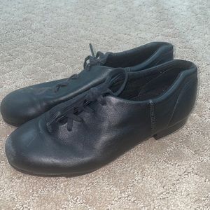 TAP SHOES